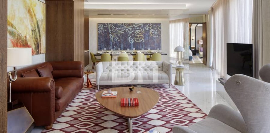 Квартира в Пальме Джумейре, Дубай, 4 спальни, 550м², № 57465