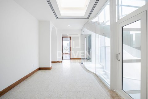 Villa à Umm Suqeim 3, Umm Suqeim, Dubai, 7 chambres, 892 m², № 87206 - photo 17