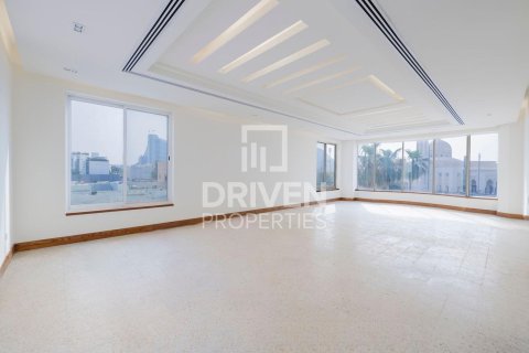 Villa à Umm Suqeim 3, Umm Suqeim, Dubai, 7 chambres, 892 m², № 87206 - photo 2