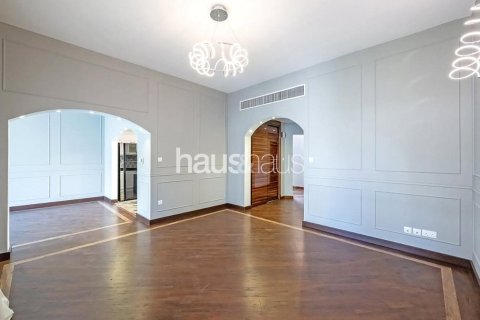 Villa in The Lakes, Dubai 3 bedrooms, 282 sq.m. № 44108 - photo 5