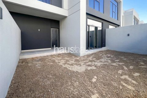 Adosado en The Pulse, Dubai South (Dubai World Central), Dubai, 3 dormitorios, 238 m², № 44100 - foto 2