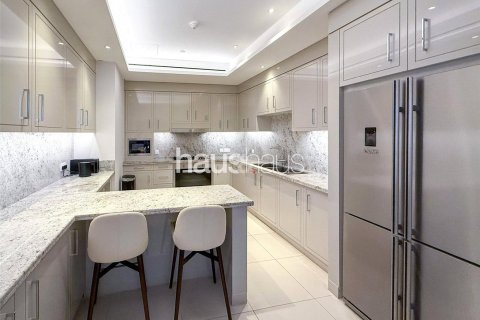 Apartamento en The Address Sky View Towers, Downtown Dubai (Downtown Burj Dubai), Dubai, 3 dormitorios, 200 m², № 44098 - foto 4