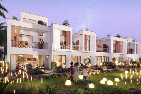 Adosado en Dubai Investment Park, Dubai, 4 dormitorios, 211 m², № 44101 - foto 2