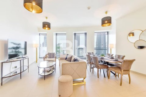 Apartment in Downtown Dubai (Downtown Burj Dubai), Dubai 2 bedrooms, 136 sq.m. № 56336 - photo 1