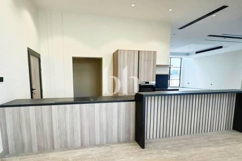 Villa in Nadd Al Sheba, Dubai 6 bedrooms, 2787 sq.m. № 56334 - photo 13