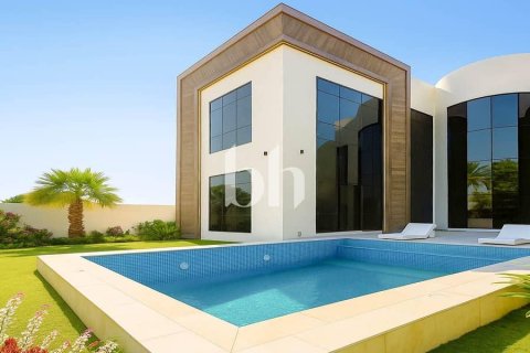 Villa in Nadd Al Sheba, Dubai 6 bedrooms, 2787 sq.m. № 56334 - photo 5