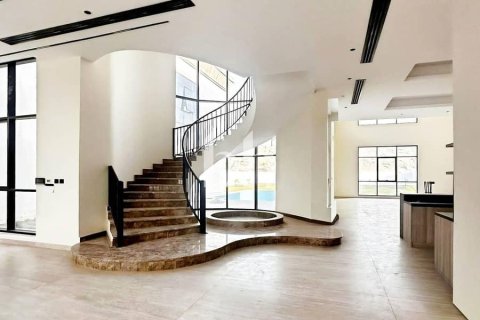 Villa in Nadd Al Sheba, Dubai 6 bedrooms, 2787 sq.m. № 56334 - photo 30