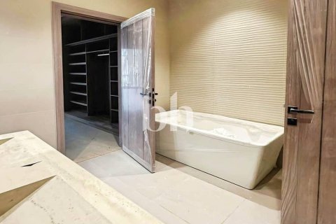 Villa in Nadd Al Sheba, Dubai 6 bedrooms, 2787 sq.m. № 56334 - photo 12
