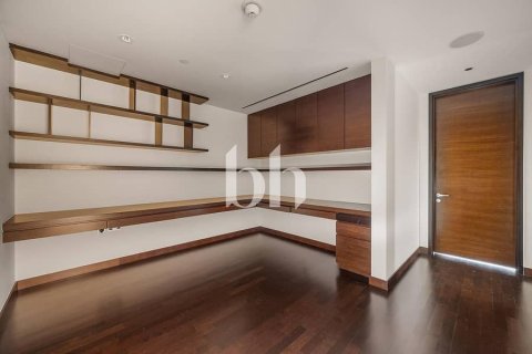 Купить квартиру в Даунтаун Дубай (Даунтаун Бурдж Дубай), Дубай: 3 спальни, 217м², № 56335 - фото 18