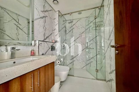 Apartment in Business Bay, Dubai 2 bedrooms, 133 sq.m. № 56337 - photo 17