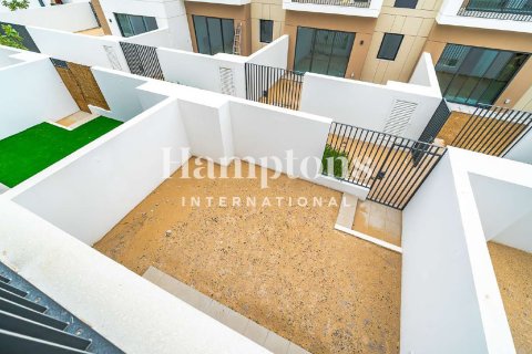 Townhouse in Arabian Ranches 3, Dubai 3 bedrooms, 144.83577700 sq.m. № 141179 - photo 9