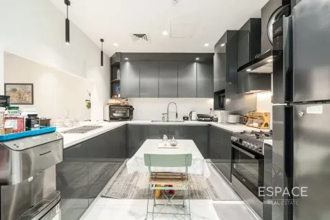Adosado en Al Furjan, Dubai, 3 dormitorios, 191 m², № 61586 - foto 7