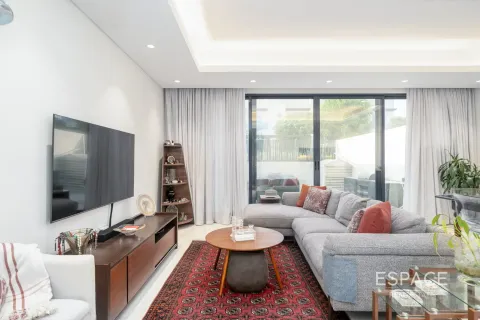 Adosado en Al Furjan, Dubai, 3 dormitorios, 191 m², № 61586 - foto 3