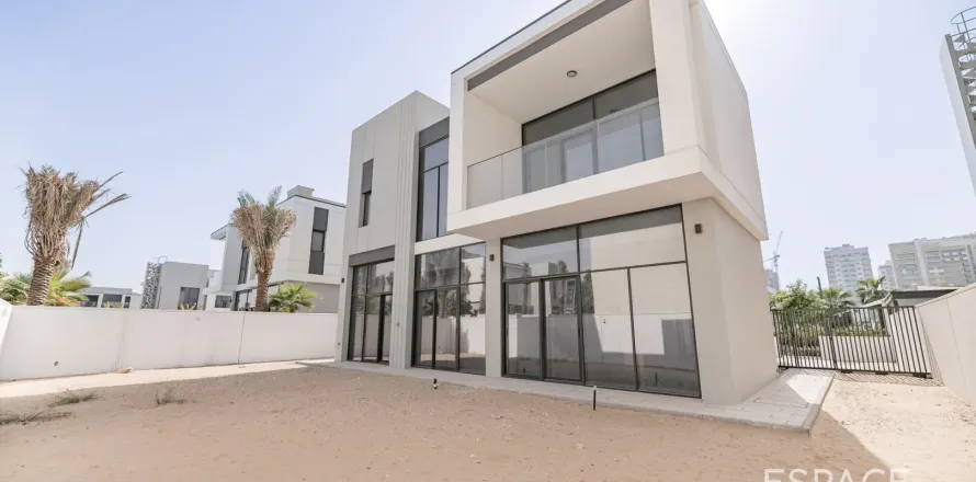 Villa en Al Furjan, Dubai, 5 dormitorios, 414 m², № 61597