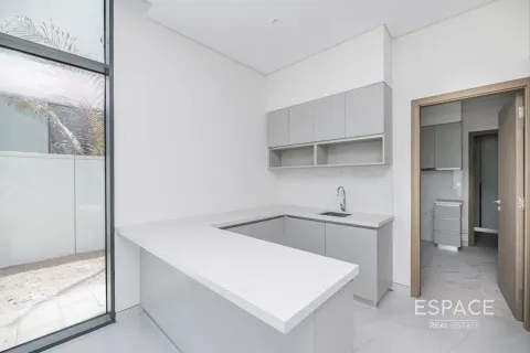 Villa en Al Furjan, Dubai, 5 dormitorios, 414 m², № 61597 - foto 4