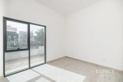 Villa en Al Furjan, Dubai, 5 dormitorios, 414 m², № 61597 - foto 8