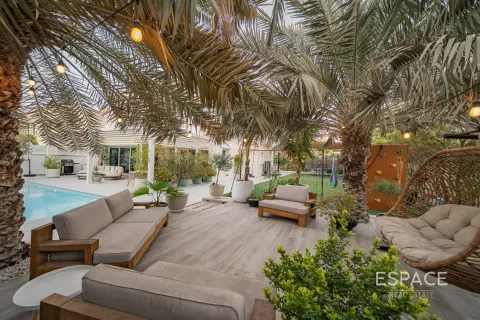 Villa en Jumeirah Village Triangle, Dubai, 4 dormitorios, 294 m², № 61584 - foto 14