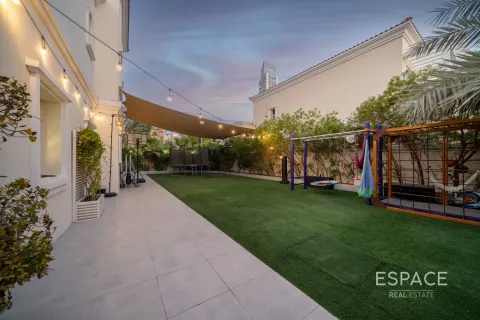 Villa en Jumeirah Village Triangle, Dubai, 4 dormitorios, 294 m², № 61584 - foto 17