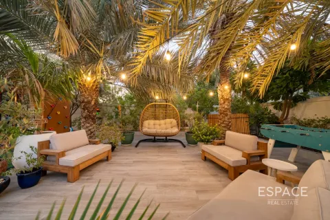 Villa en Jumeirah Village Triangle, Dubai, 4 dormitorios, 294 m², № 61584 - foto 16