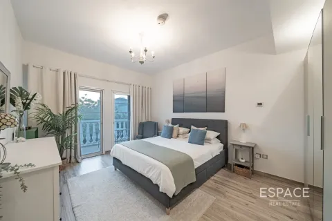 Villa en Jumeirah Village Triangle, Dubai, 4 dormitorios, 294 m², № 61584 - foto 12