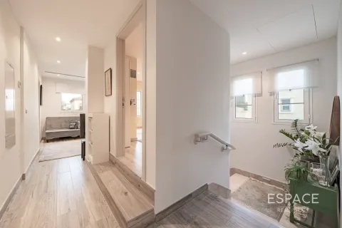 Villa en Jumeirah Village Triangle, Dubai, 4 dormitorios, 294 m², № 61584 - foto 6