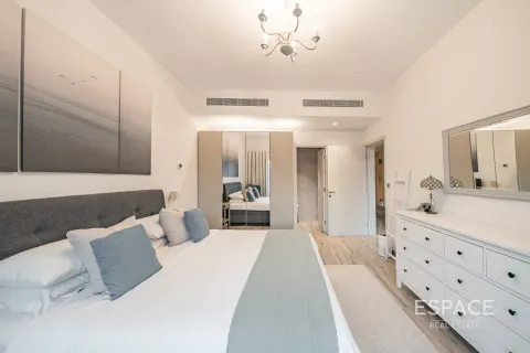 Villa en Jumeirah Village Triangle, Dubai, 4 dormitorios, 294 m², № 61584 - foto 7