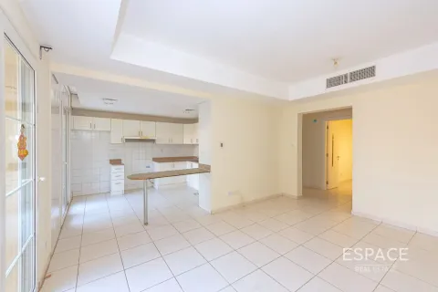 Villa en Springs 2, The Springs, Dubai, 2 dormitorios, 153 m², № 61581 - foto 5