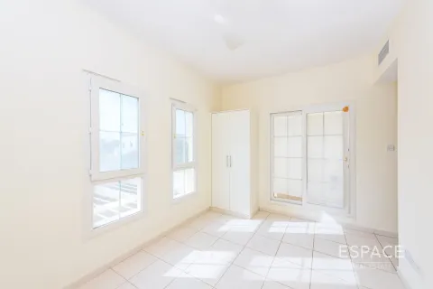 Villa en Springs 2, The Springs, Dubai, 2 dormitorios, 153 m², № 61581 - foto 9