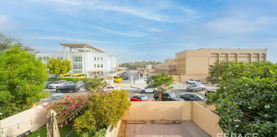 Villa in Springs 2, The Springs, Dubai 2 bedrooms, 153 sq.m. № 61581