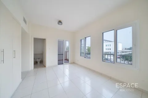 Villa in Springs 2, The Springs, Dubai 2 bedrooms, 153 sq.m. № 61581 - photo 13