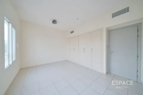 Villa in Springs 2, The Springs, Dubai 2 bedrooms, 153 sq.m. № 61581 - photo 12