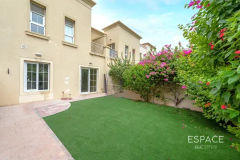 Villa en Springs 2, The Springs, Dubai, 2 dormitorios, 153 m², № 61581 - foto 1