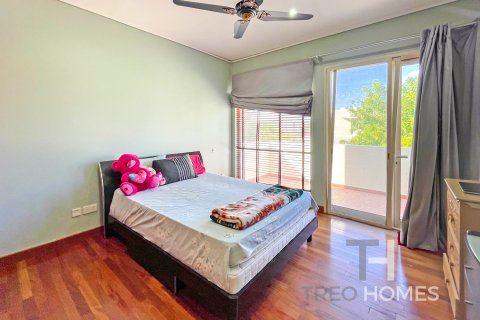 Снять в аренду виллу в Арабиан Ранчес, Дубай: 3 спальни, 600м², № 13532 - фото 13
