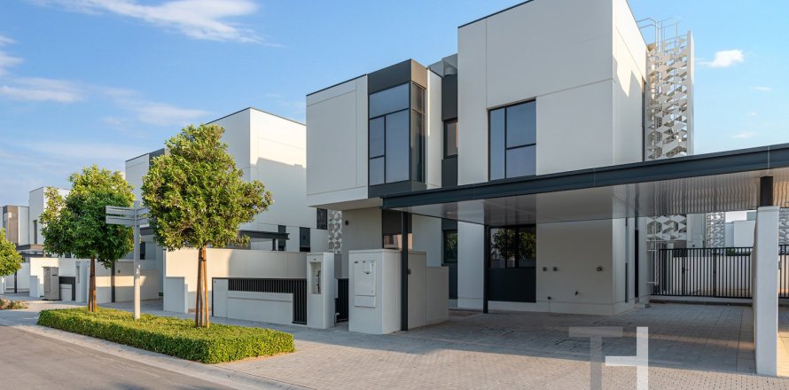 Villa à Al Furjan, Dubai, 4 chambres, 331 m², № 13526