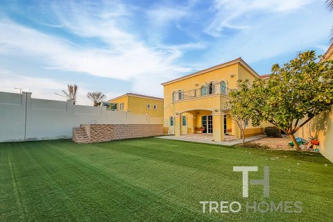Villa à Legacy, Jumeirah Park, Dubai, 3 chambres, 328 m², № 13524 - photo 1