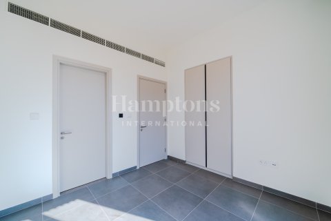 Снять в аренду виллу в Arabian Ranches 3, Дубай: 4 спальни, 301.47023500м², № 72083 - фото 3