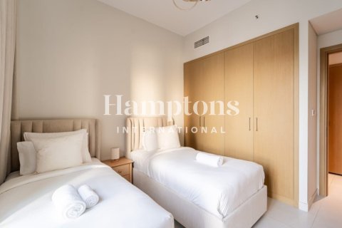 Снять в аренду квартиру в Dubai Creek Harbour (The Lagoons), Дубай: 3 спальни, 149.89991953м², № 72081 - фото 2