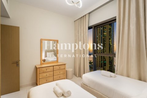 Снять в аренду квартиру в Dubai Creek Harbour (The Lagoons), Дубай: 3 спальни, 149.89991953м², № 72081 - фото 1