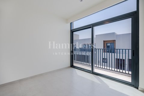 Снять в аренду таунхаус в Bliss, Arabian Ranches 3, Дубай: 4 спальни, 266.72451300м², № 72079 - фото 5