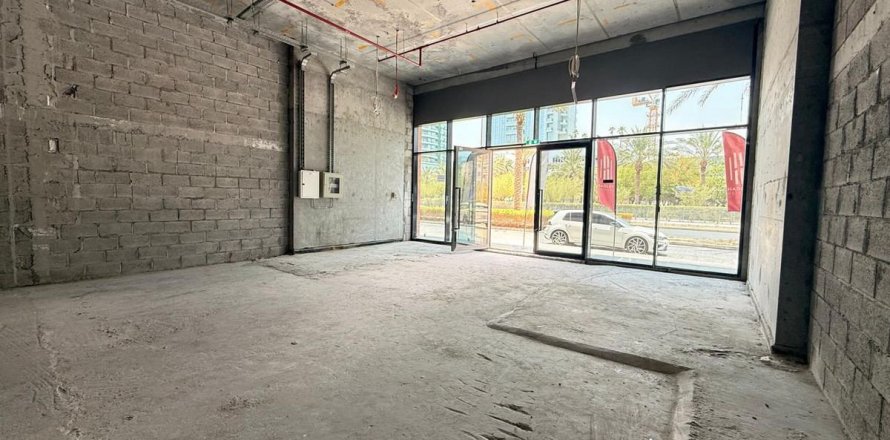 Shop in Dubai 105.7 sq.m. № 118827