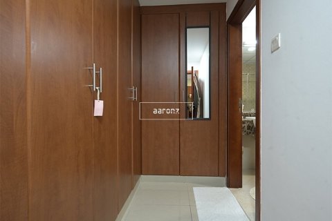Apartment in Jumeirah Village Circle, Dubai 1 bedroom, 79.7 sq.m. № 13291 - photo 7