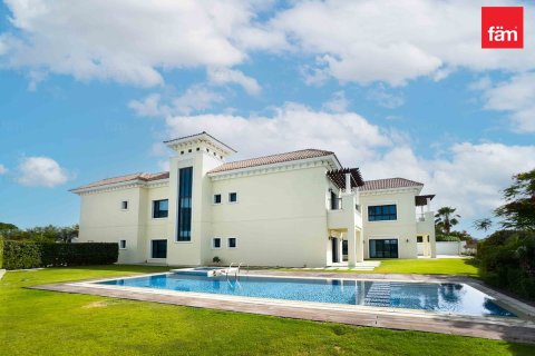 Villa in Dubai 7 bedrooms, 2350.4 sq.m. № 41458 - photo 1