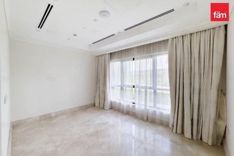 Villa in Dubai 7 bedrooms, 2350.4 sq.m. № 41458 - photo 6
