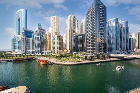 Apartamento en STELLA MARIS TOWER en Dubai, 1 dormitorio, 100 m², № 31105 - foto 3