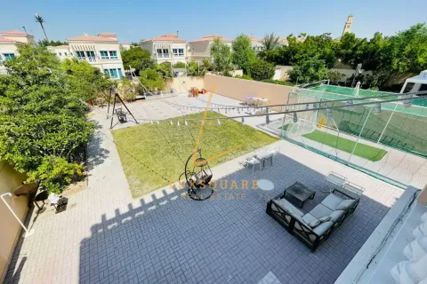 Villa in Jumeirah Village Circle, Dubai 3 bedrooms, 729 sq.m. № 70998 - photo 15