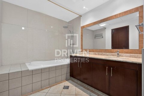 Apartment in Dubai Festival City, Dubai 3 bedrooms, 209.59 sq.m. № 129463 - photo 16