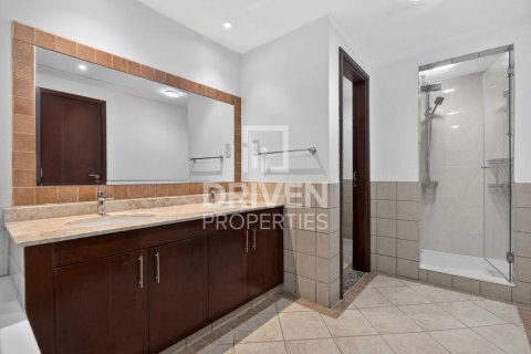 Apartment in Dubai Festival City, Dubai 3 bedrooms, 209.59 sq.m. № 129463 - photo 15
