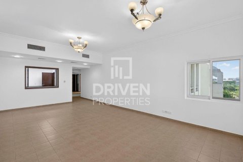 Apartment in Dubai Festival City, Dubai 3 bedrooms, 209.59 sq.m. № 129463 - photo 5