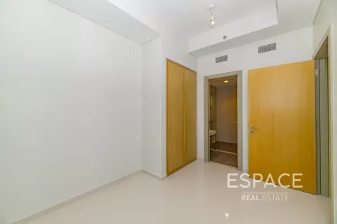 Apartamento en Sheikh Zayed Road, Dubai, 2 dormitorios, 76 m², № 62967 - foto 7