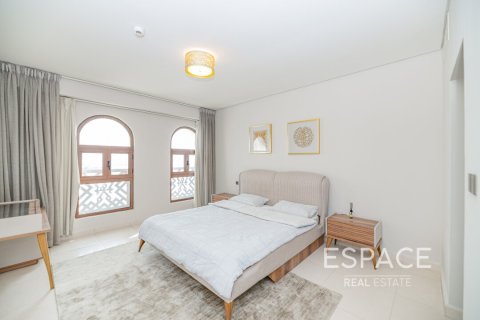 Apartment in Palm Jumeirah, Dubai 2 bedrooms, 180 sq.m. № 62964 - photo 10